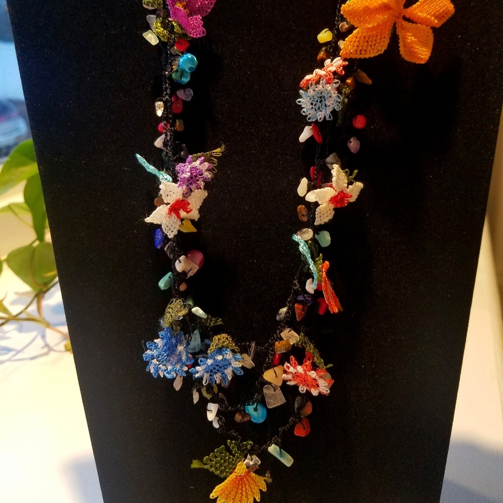 hand made needle lace necklace